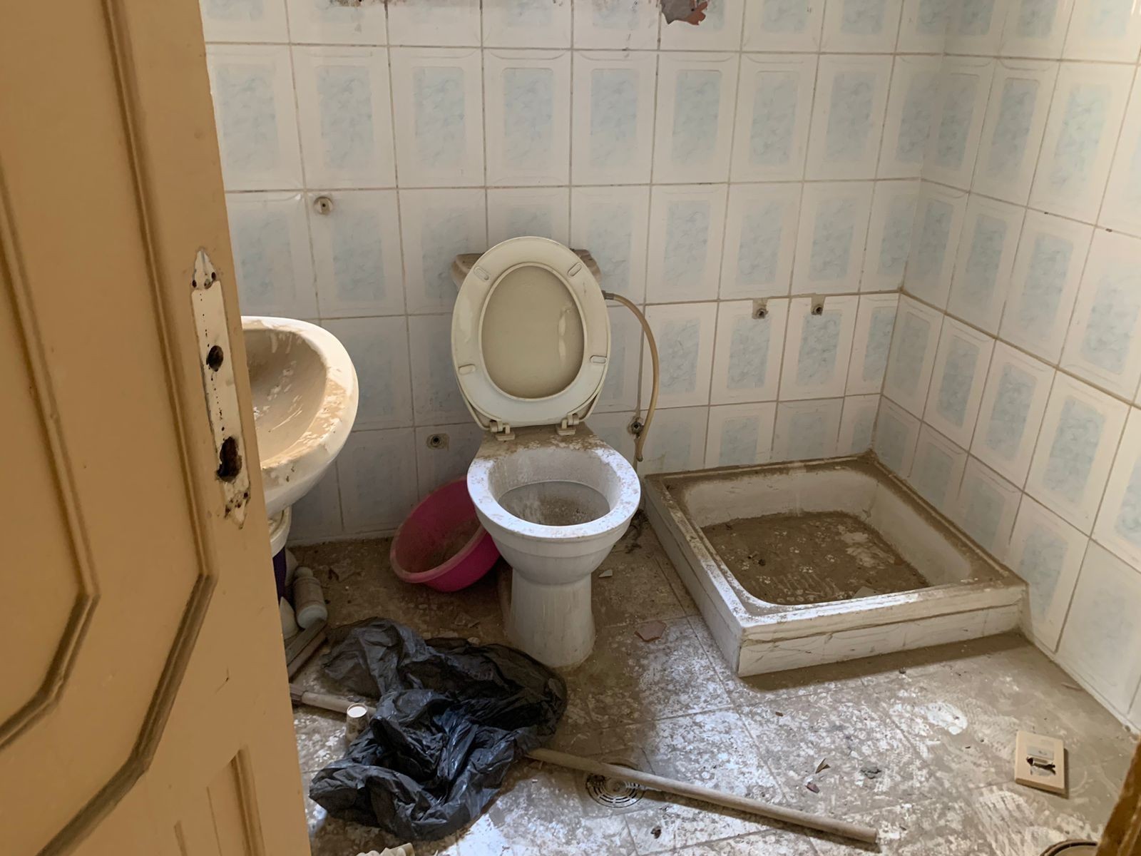 est-files1711282426493